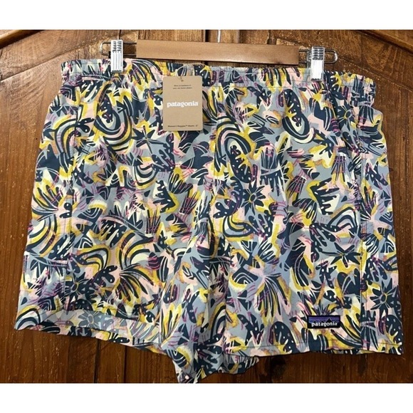 NWT Women's Patagonia 5" Baggies Shorts Nylon Pockets $69 Wild Botanist 57059 MD - Picture 3 of 11